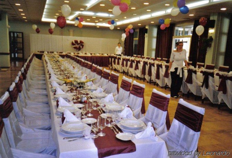 Romai Hotel Budapest Restaurant billede